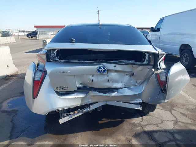 Toyota Prius Two 2016 JTDKBRFU8G3004842 Image 6