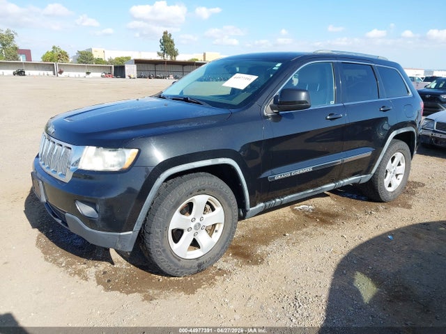 2012 Jeep Grand Cherokee Laredo მანქანა იყიდება აუქციონზე, vin: 1C4RJEAG8CC305388, აუქციონის ნომერი: 44977391