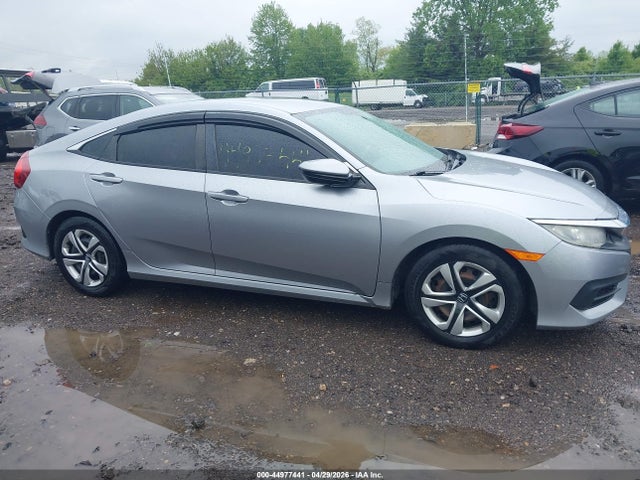 2018 Honda Civic Lx მანქანა იყიდება აუქციონზე, vin: 2HGFC2F57JH557552, აუქციონის ნომერი: 44977441