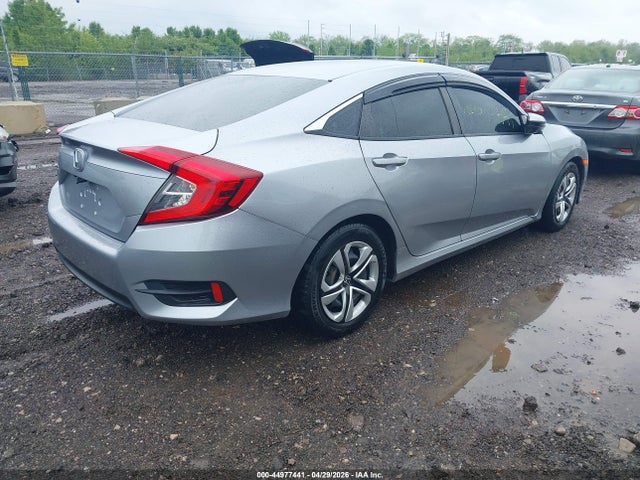 2018 Honda Civic Lx მანქანა იყიდება აუქციონზე, vin: 2HGFC2F57JH557552, აუქციონის ნომერი: 44977441