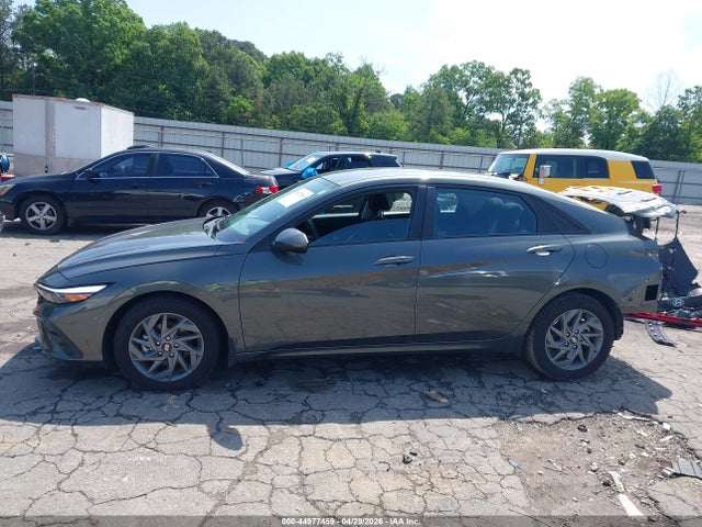 Продажа на аукционе авто 2024 Hyundai Elantra Sel, vin: KMHLM4DG0RU775853, номер лота: 44977459