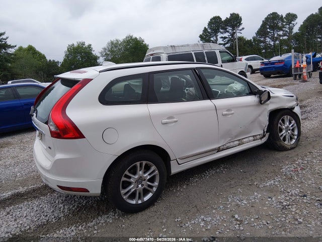 Volvo XC60 3.2 2014 YV4952DL5E2500737 Image 4