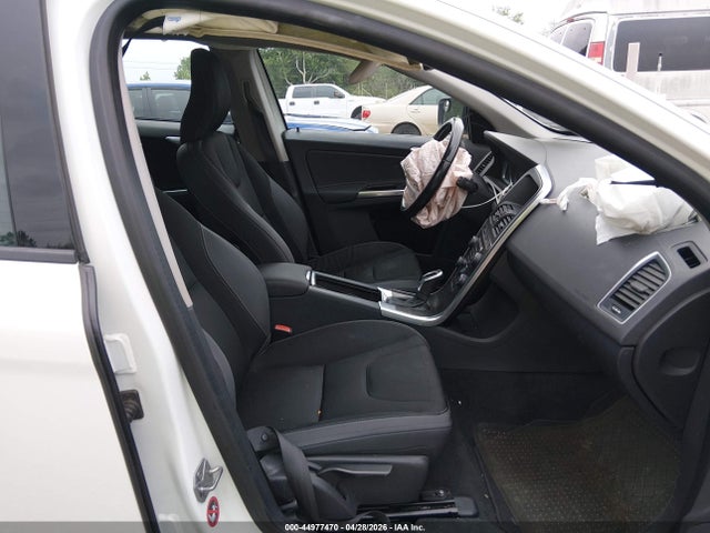 Volvo XC60 3.2 2014 YV4952DL5E2500737 Image 5