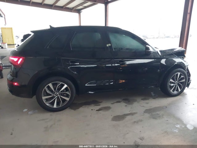 WA1GAAFY5R2113663 Audi Q5 Premium 45 Tfsi S Line Quattro