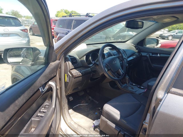 44977535 :رقم المزاد ، 5XYKT3A61CG192757 vin ، 2012 Kia Sorento Lx مزاد بيع