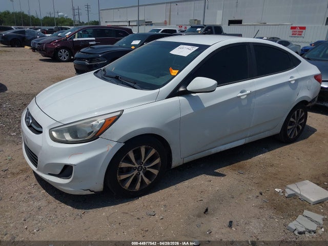 2017 Hyundai Accent Value Edition მანქანა იყიდება აუქციონზე, vin: KMHCT4AE9HU282774, აუქციონის ნომერი: 44977542