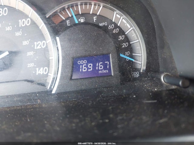 44977570 :رقم المزاد ، 4T1BK1FK0CU501545 vin ، 2012 Toyota Camry Se V6 مزاد بيع