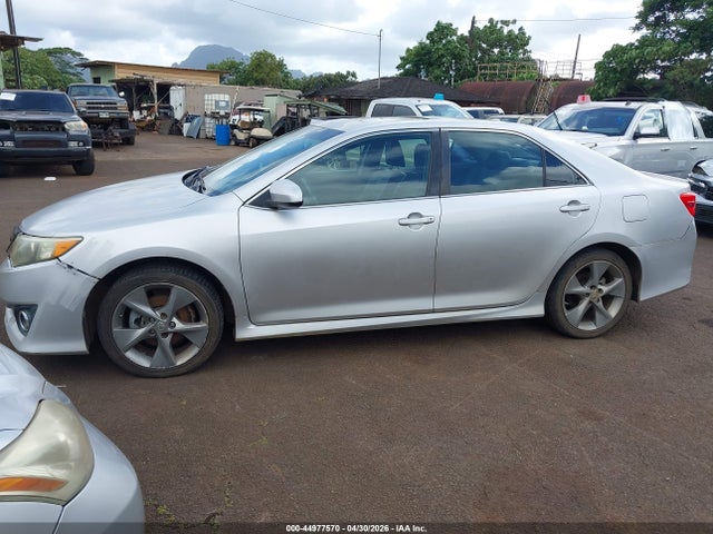 44977570 :رقم المزاد ، 4T1BK1FK0CU501545 vin ، 2012 Toyota Camry Se V6 مزاد بيع