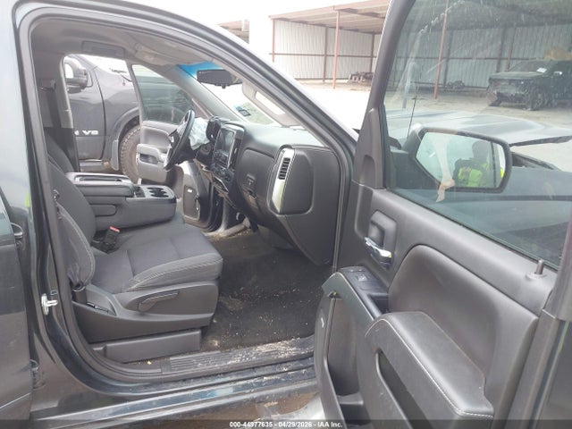 44977635 :رقم المزاد ، 3GCPCREC6JG413843 vin ، 2018 Chevrolet Silverado 1500 1lt مزاد بيع
