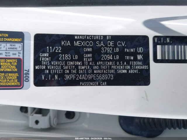 3KPF24AD9PE568973 KIA FORTE LX