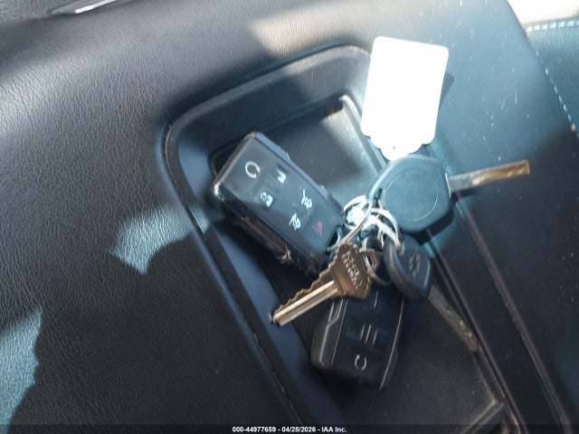 Chevrolet Suburban Lt 2019 1GNSKHKC2KR143045 Image 11