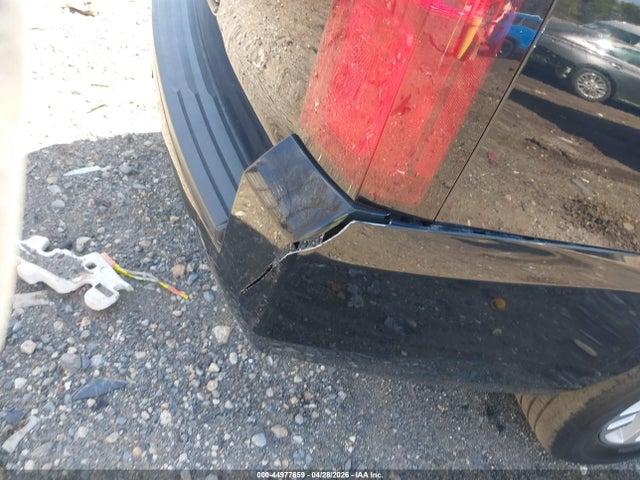 Chevrolet Suburban Lt 2019 1GNSKHKC2KR143045 Image 17