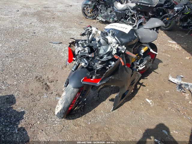 44977686 :رقم المزاد ، ZDMHAATW8MB005693 vin ، 2021 Ducati Panigale V2 مزاد بيع