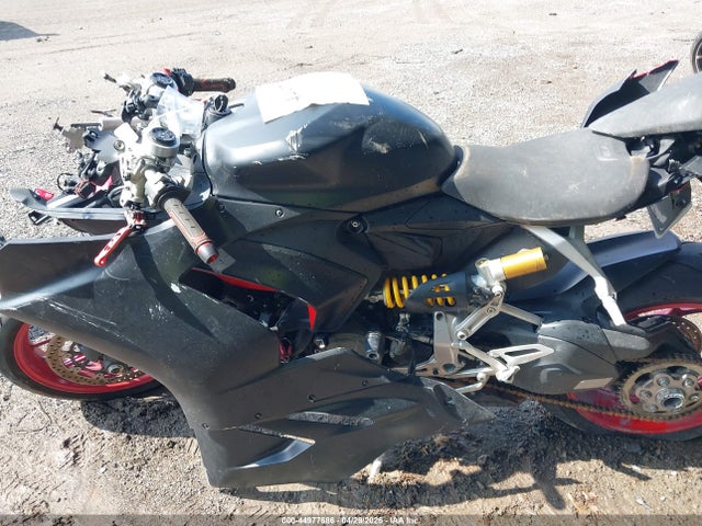 44977686 :رقم المزاد ، ZDMHAATW8MB005693 vin ، 2021 Ducati Panigale V2 مزاد بيع