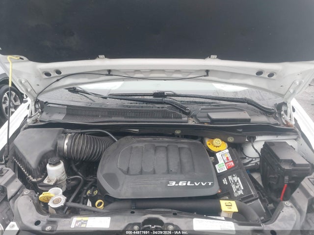 Продаж на аукціоні авто 2015 Chrysler Town & Country Touring, vin: 2C4RC1BG1FR564995, номер лоту: 44977691