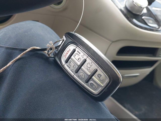 Aukcja sprzedaży 2018 Chrysler Pacifica Hybrid Touring L, vin: 2C4RC1L78JR124893, numer aukcji: 44977696