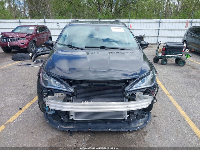 Aukcja sprzedaży 2018 Chrysler Pacifica Hybrid Touring L, vin: 2C4RC1L78JR124893, numer aukcji: 44977696