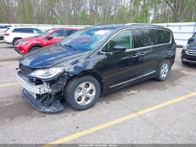 Aukcja sprzedaży 2018 Chrysler Pacifica Hybrid Touring L, vin: 2C4RC1L78JR124893, numer aukcji: 44977696