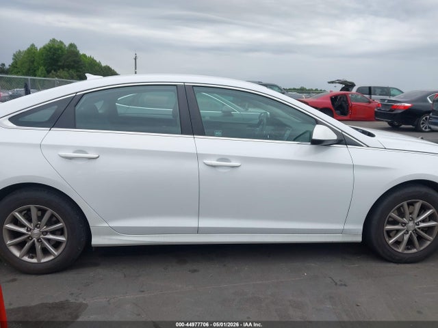 Продажа на аукционе авто 2019 Hyundai Sonata Se, vin: 5NPE24AF9KH745331, номер лота: 44977706