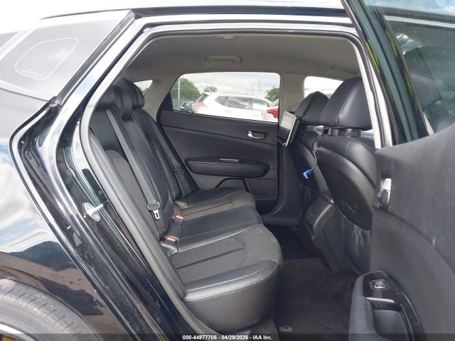 KIA Optima S 2018 5XXGT4L38JG196563 Image 8