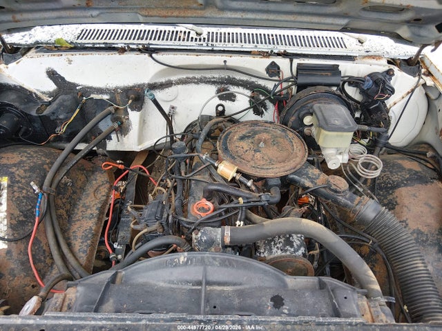 1983 Chevrolet C10 მანქანა იყიდება აუქციონზე, vin: 2GCCC14D7D1194110, აუქციონის ნომერი: 44977720