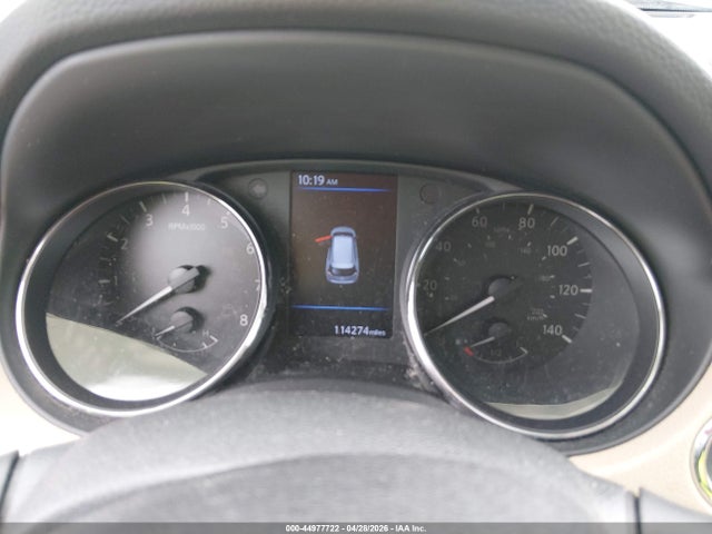 5N1AT2MTXJC718100 Nissan ROGUE SV