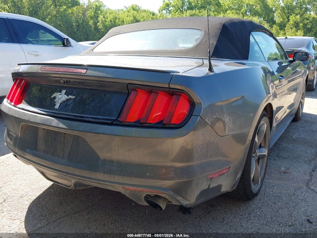 2015 Ford Mustang V6 მანქანა იყიდება აუქციონზე, vin: 1FATP8EM3F5338450, აუქციონის ნომერი: 44977745
