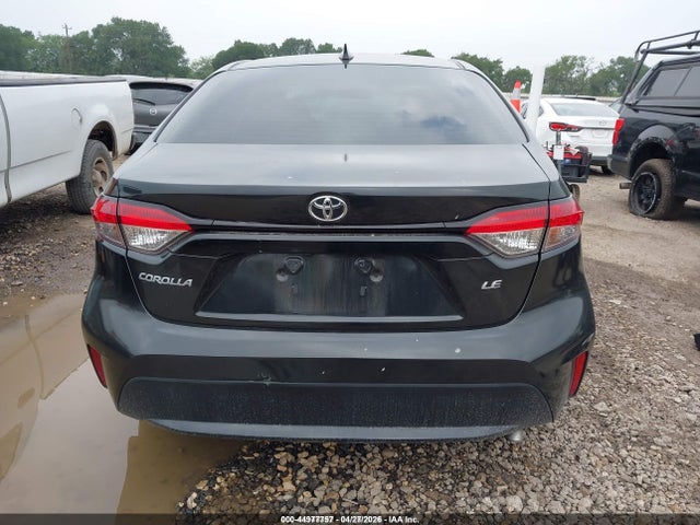 44977757 :رقم المزاد ، 5YFEPMAE3MP162588 vin ، 2021 Toyota Corolla Le مزاد بيع