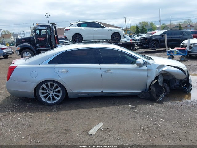 Продажа на аукционе авто 2015 Cadillac Xts Luxury, vin: 2G61N5S32F9122855, номер лота: 44977811