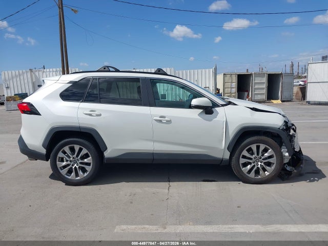 Toyota Rav4 Xle Premium 2021 2T3C1RFV2MW113385 Image 13