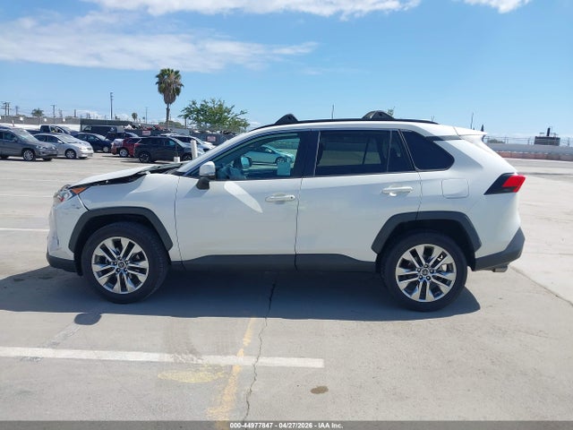 Toyota Rav4 Xle Premium 2021 2T3C1RFV2MW113385 Image 14