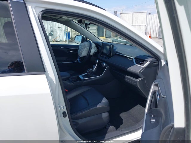 Toyota Rav4 Xle Premium 2021 2T3C1RFV2MW113385 Image 5