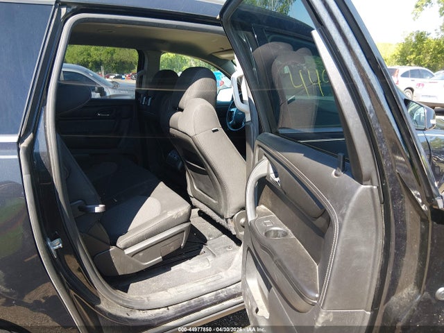 44977850 :رقم المزاد ، 1GNKRGKD8FJ133574 vin ، 2015 Chevrolet Traverse 1lt مزاد بيع