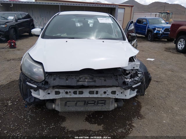 Ford FOCUS ST 2014 1FADP3L98EL141189 Image 13