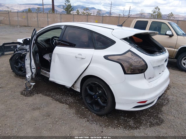 Ford FOCUS ST 2014 1FADP3L98EL141189 Image 3
