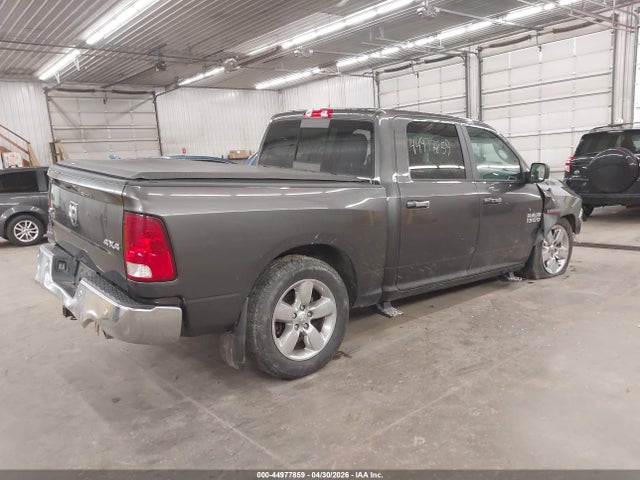 44977859 :رقم المزاد ، 3C6RR7LT9JG210418 vin ، 2018 Ram 1500 Big Horn  4x4 5'7 Box مزاد بيع