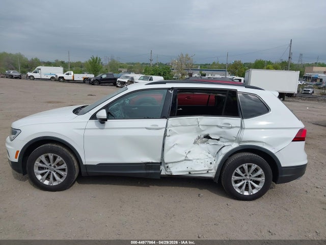 2018 Volkswagen Tiguan 2.0t S მანქანა იყიდება აუქციონზე, vin: 3VV0B7AX3JM017096, აუქციონის ნომერი: 44977864