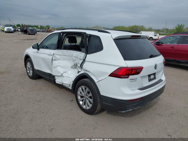 2018 Volkswagen Tiguan 2.0t S მანქანა იყიდება აუქციონზე, vin: 3VV0B7AX3JM017096, აუქციონის ნომერი: 44977864
