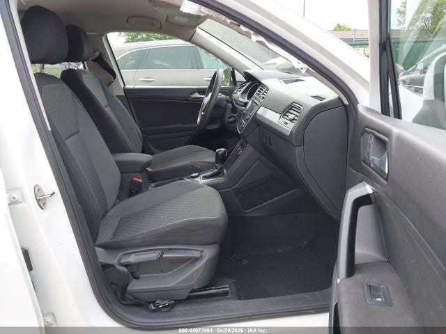 2018 Volkswagen Tiguan 2.0t S მანქანა იყიდება აუქციონზე, vin: 3VV0B7AX3JM017096, აუქციონის ნომერი: 44977864