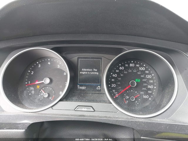 2018 Volkswagen Tiguan 2.0t S მანქანა იყიდება აუქციონზე, vin: 3VV0B7AX3JM017096, აუქციონის ნომერი: 44977864