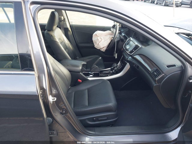 44977869 :رقم المزاد ، JHMCR6F50HC002848 vin ، 2017 Honda Accord Hybrid Ex-l مزاد بيع