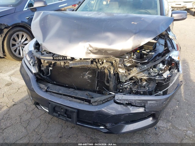 44977869 :رقم المزاد ، JHMCR6F50HC002848 vin ، 2017 Honda Accord Hybrid Ex-l مزاد بيع