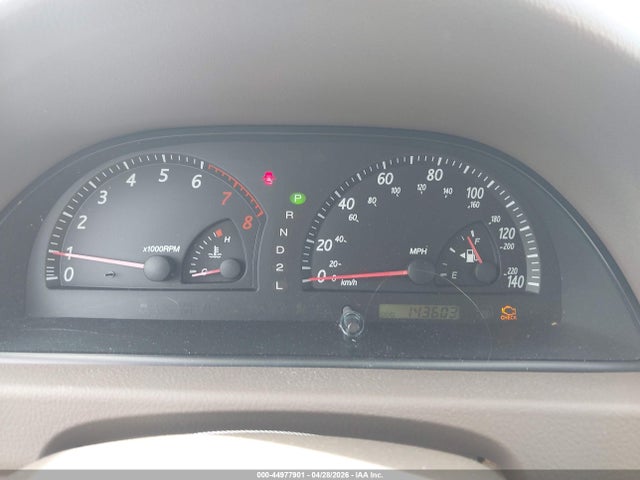 44977901 :رقم المزاد ، 4T1BE32K22U638400 vin ، 2002 Toyota Camry Le مزاد بيع