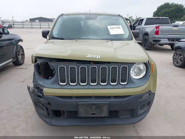 44977905 :رقم المزاد ، ZACCJAAT4FPC05509 vin ، 2015 Jeep Renegade Sport مزاد بيع