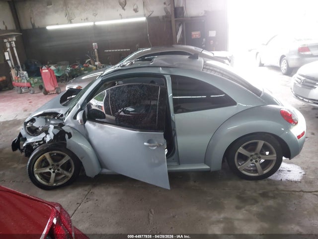 2009 Volkswagen New Beetle 2.5l მანქანა იყიდება აუქციონზე, vin: 3VWRW31C69M506293, აუქციონის ნომერი: 44977938