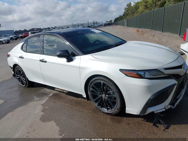 2023 Toyota Camry Xse Hybrid მანქანა იყიდება აუქციონზე, vin: 4T1K31AK5PU056729, აუქციონის ნომერი: 44977942