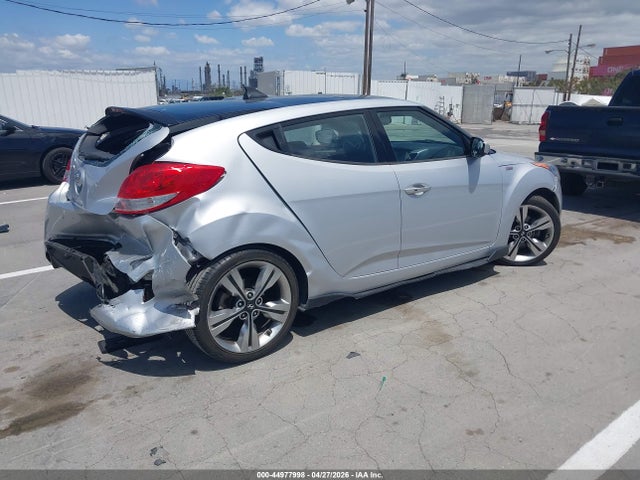 KMHTC6AD1HU320601 Hyundai Veloster Value Edition
