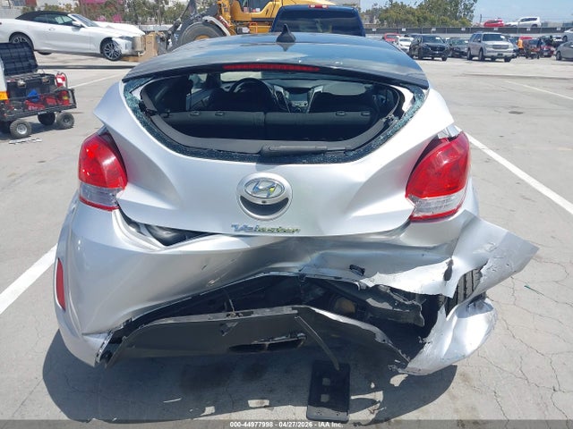 KMHTC6AD1HU320601 Hyundai Veloster Value Edition