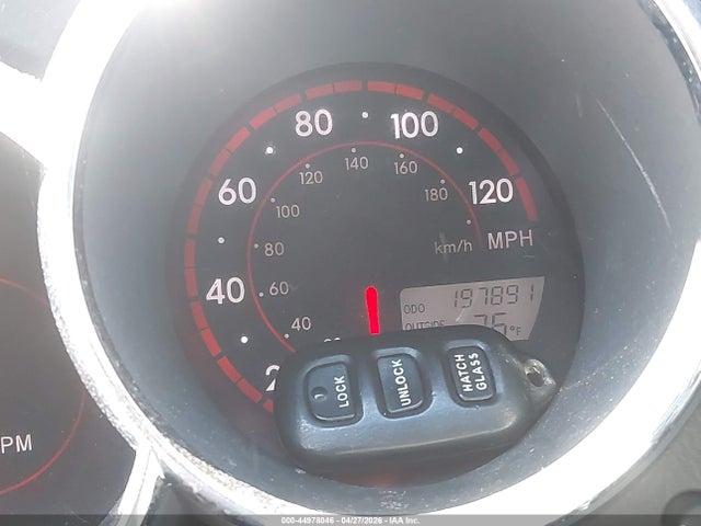 44978046 :رقم المزاد ، 2T1LR32E26C561179 vin ، 2006 Toyota Matrix Xr مزاد بيع