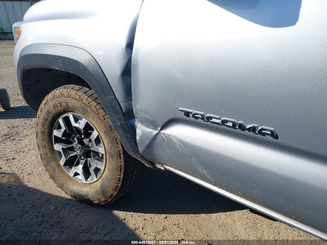 3TMDZ5BN4JM053781 Toyota Tacoma Trd Off Road